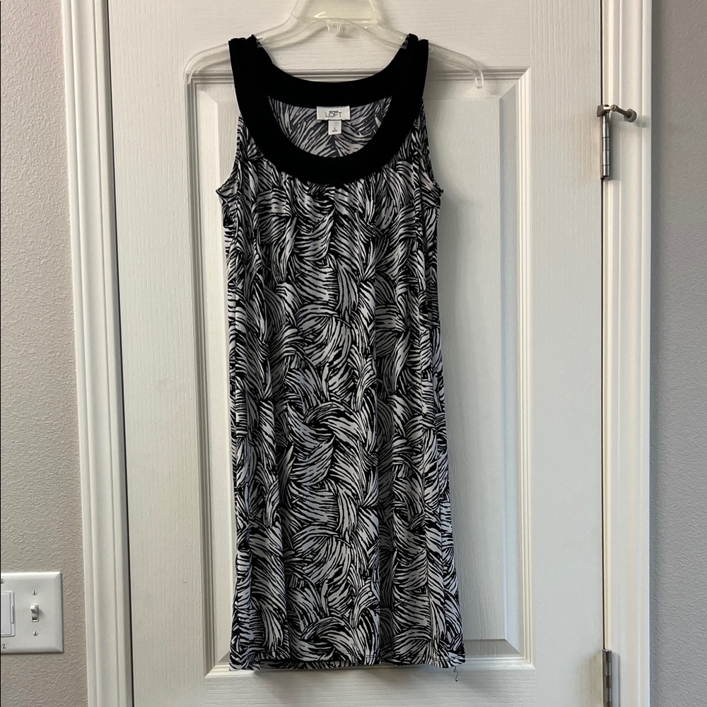 LOFT Black and White Leaf Print Dress